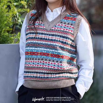 复古费尔岛花纹V领羊毛针织背心