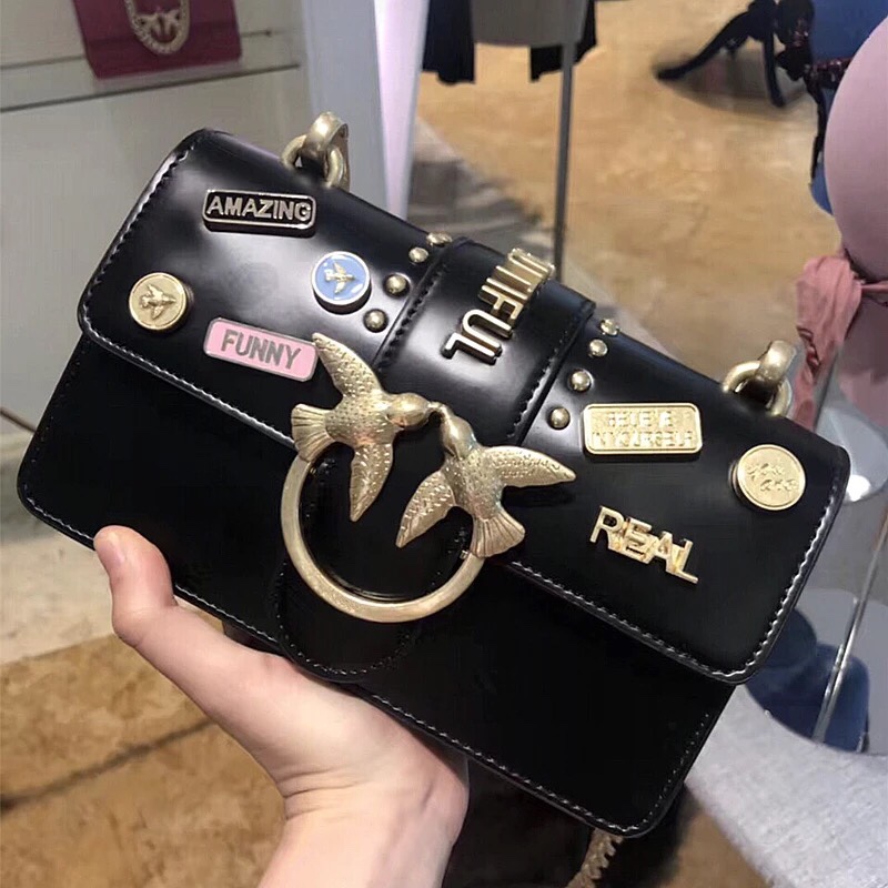 双飞燕掐子包真皮女包明星款燕子包新款金属勋章包金属链条小方包