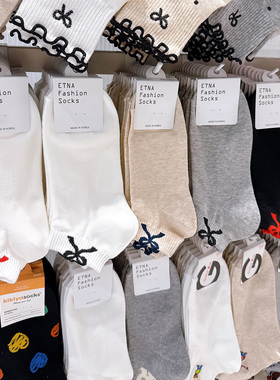韩国进口棉袜ETNA东大门袜子女款蝴蝶结纯色吸汗四季黑白色短筒袜
