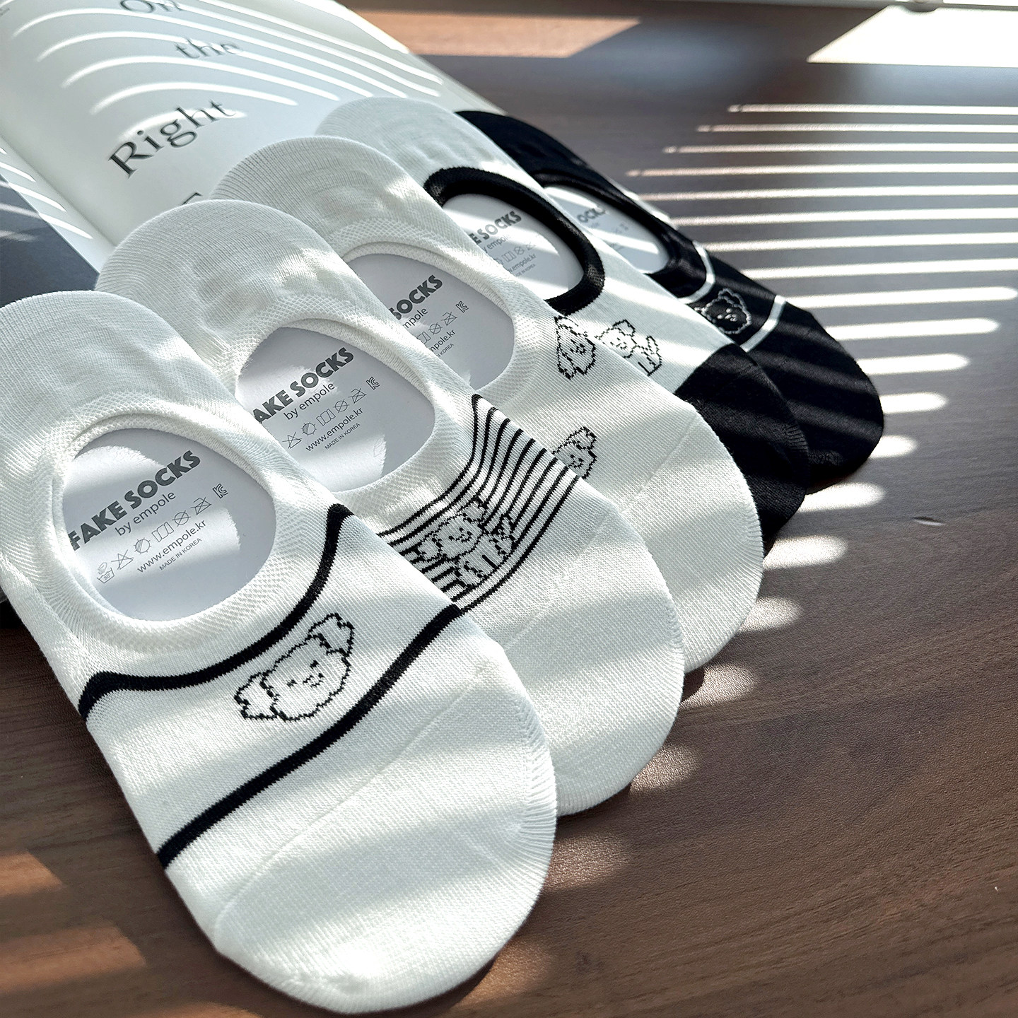 EMPOLE韩国进口东大门袜子女士黑白小狗薄棉透气吸汗防滑隐形船袜