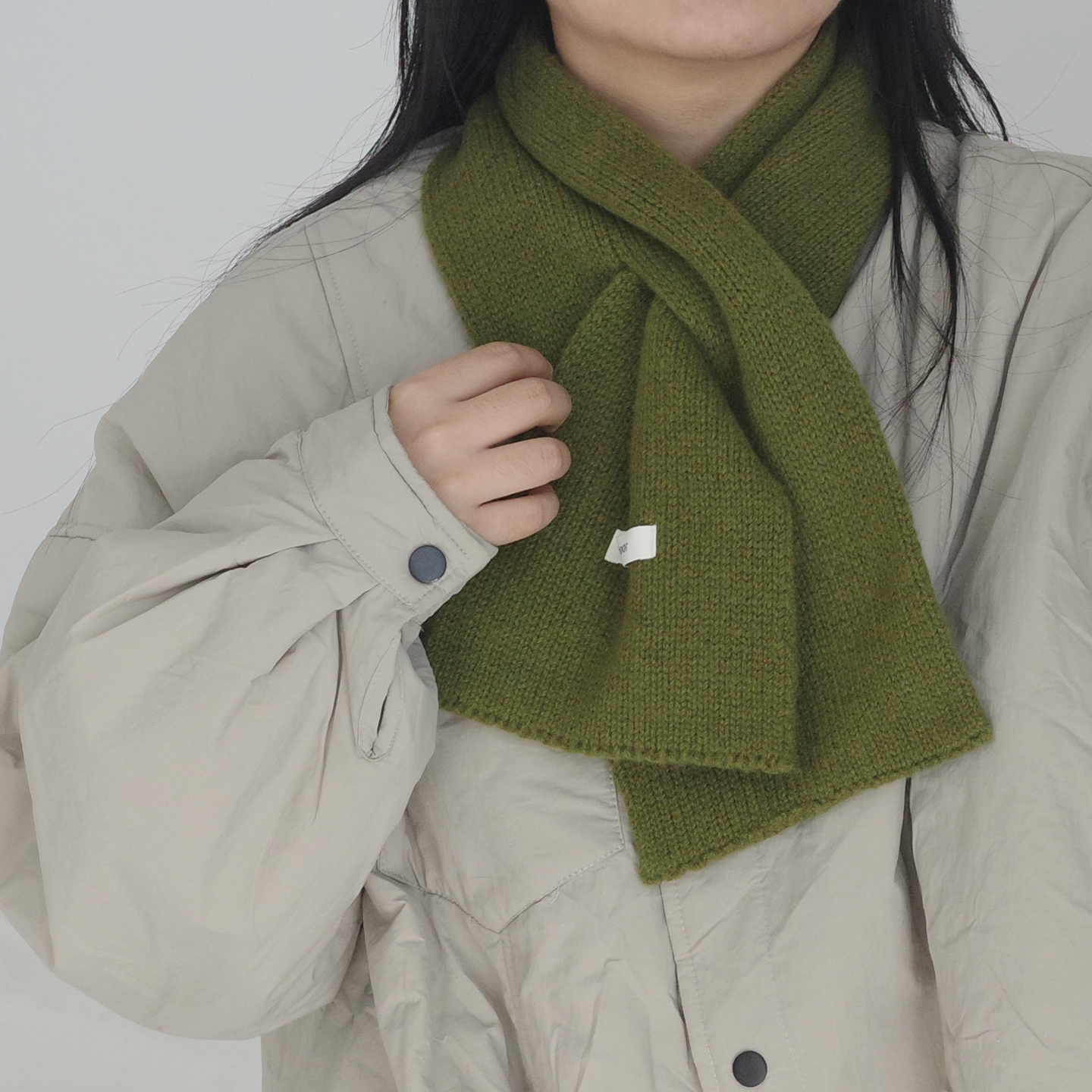 100%羊毛男女款纯色穿口小围巾