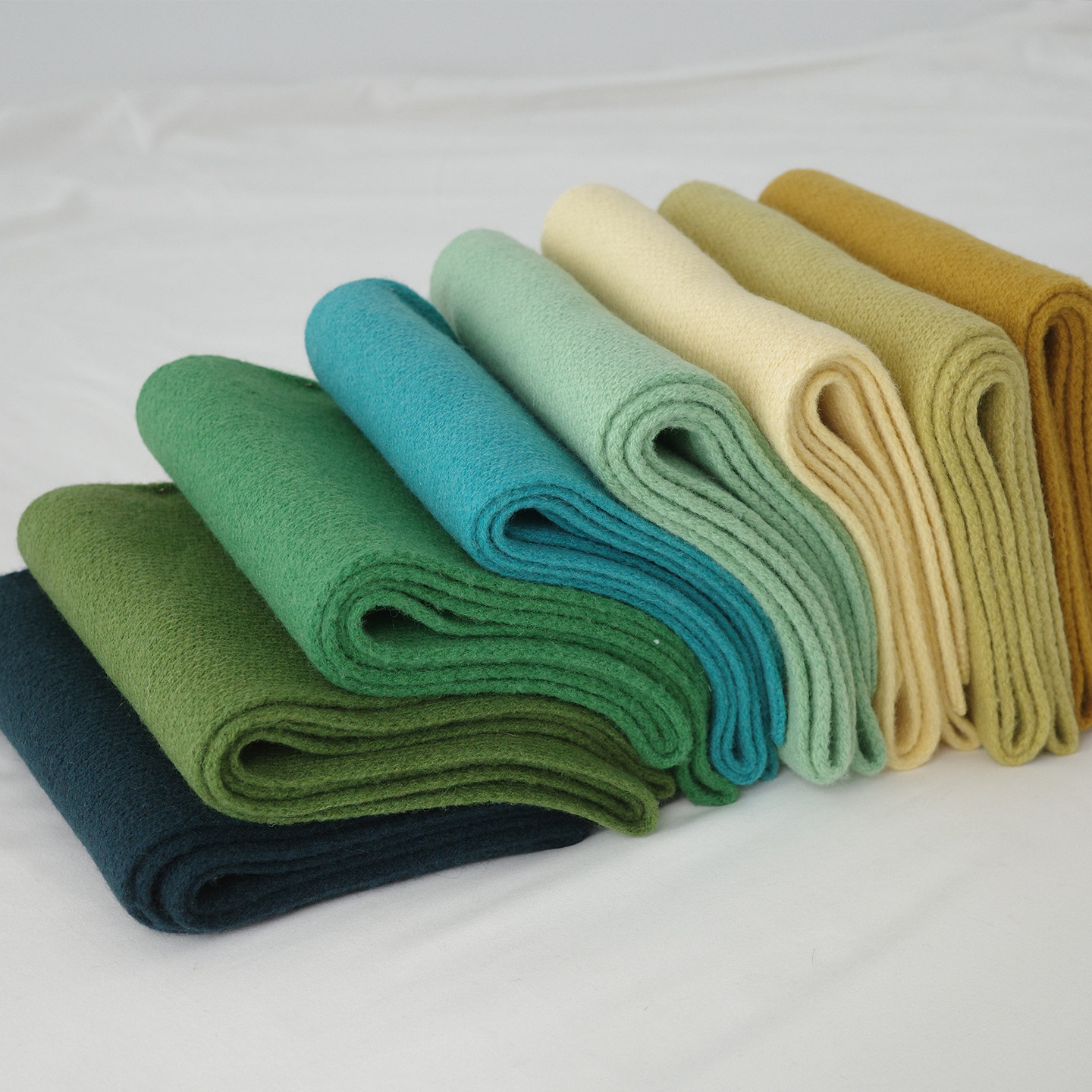 黄绿色系~100%羊毛经典简约版型纯色百搭休闲男女日常款围巾 包邮,服饰配件/皮带/帽子/围巾,围巾/丝巾/披肩,淘宝优惠券,粉丝福利购,淘宝优惠卷