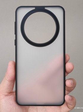 肤感撞色黑色护甲防摔适用华为magic7pro荣耀200手机壳100高档90防指纹X60透明mate50磨砂70简约300全包硬壳