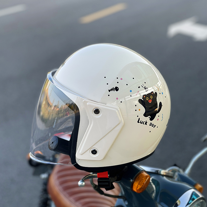3c认证电动车头盔冬天保暖女款四季摩托车安全帽卡通可爱春秋防寒