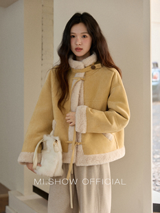 谜秀10.20新品麂皮绒毛领毛毛短外套女2025冬季新款奶黄彷生皮草