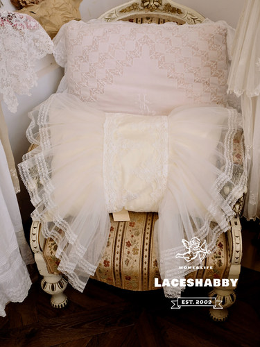 LACESHABBY抱枕蕾丝浪漫荷叶边