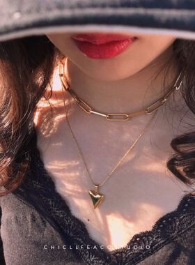 Ins超火金属粗锁骨链chocker暗黑百搭气质simple套链爱心项链复古