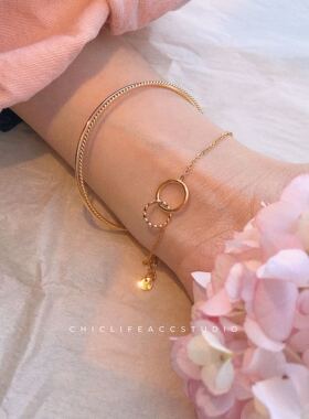 Ins超火双层手环钛钢包金仙女双环环相扣手链叠戴气质手镯精致