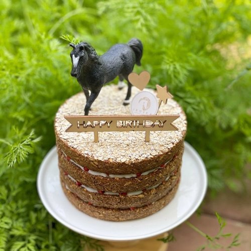 预定一周IROSKA小马燕麦马匹生日蛋糕6寸四层马蛋糕不包邮