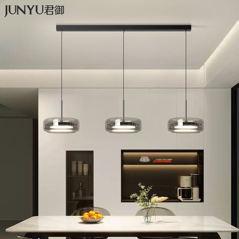 轻奢极简饭厅吊灯现代简约餐桌灯高级感玻璃三头吧台饭厅中山灯具