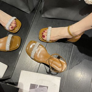 水钻粗跟凉鞋女外穿夏季2024年新款时尚法式气质一字扣带高跟女鞋