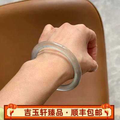自家天青冻手镯冰种飘花玉镯子浅绿贵妃圆条女款送女友礼物