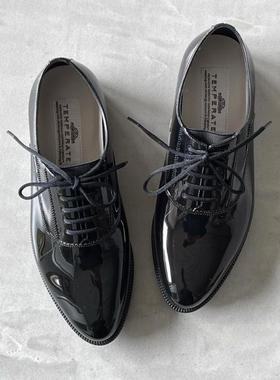 日本代购直邮女士皮鞋防水雨鞋皮鞋系带Temperate人气款百搭休闲