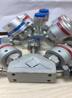 FUJIKIN INCORPORATED 4-6kgf/cm2G  1/4VCR 双头气动隔膜