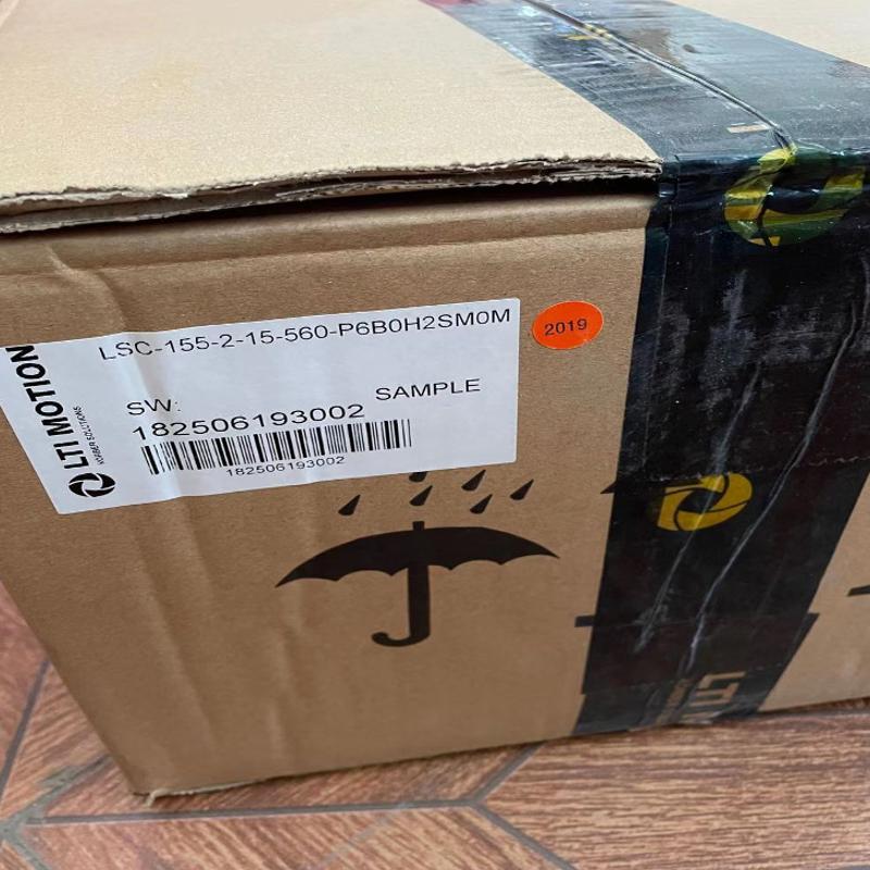 路斯特电机  LSC-155-2-15-560-P6B0H2SM0M