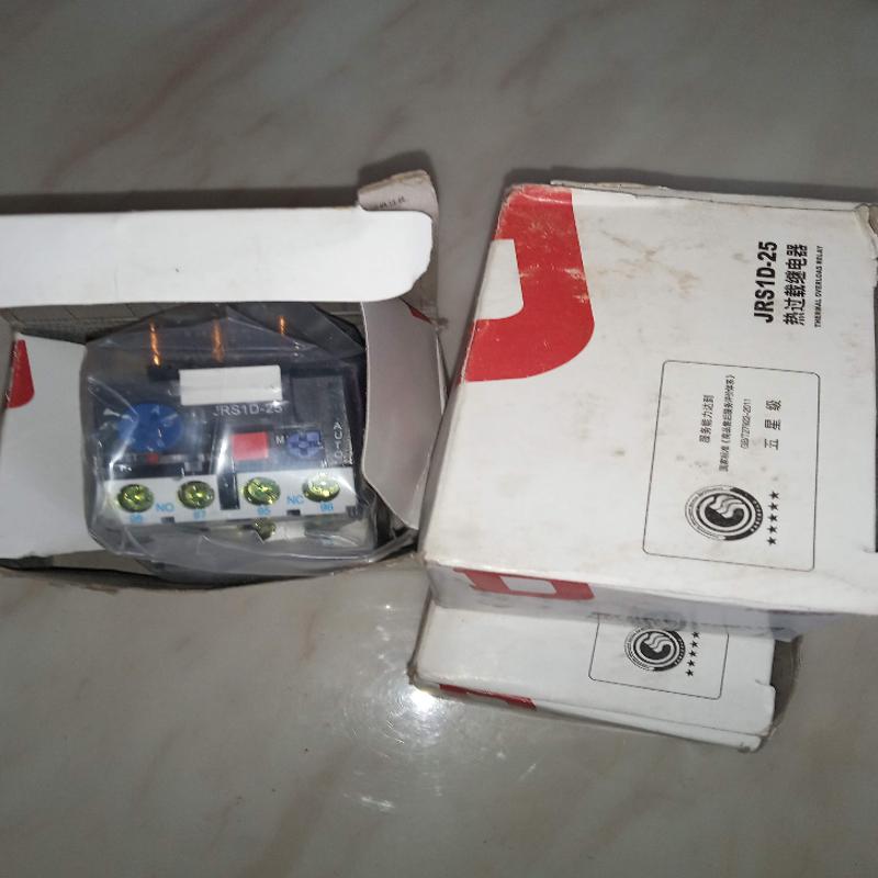 德力西JRS1D-25/SP2518/SP254热过载继电器2.5-4.0 7-