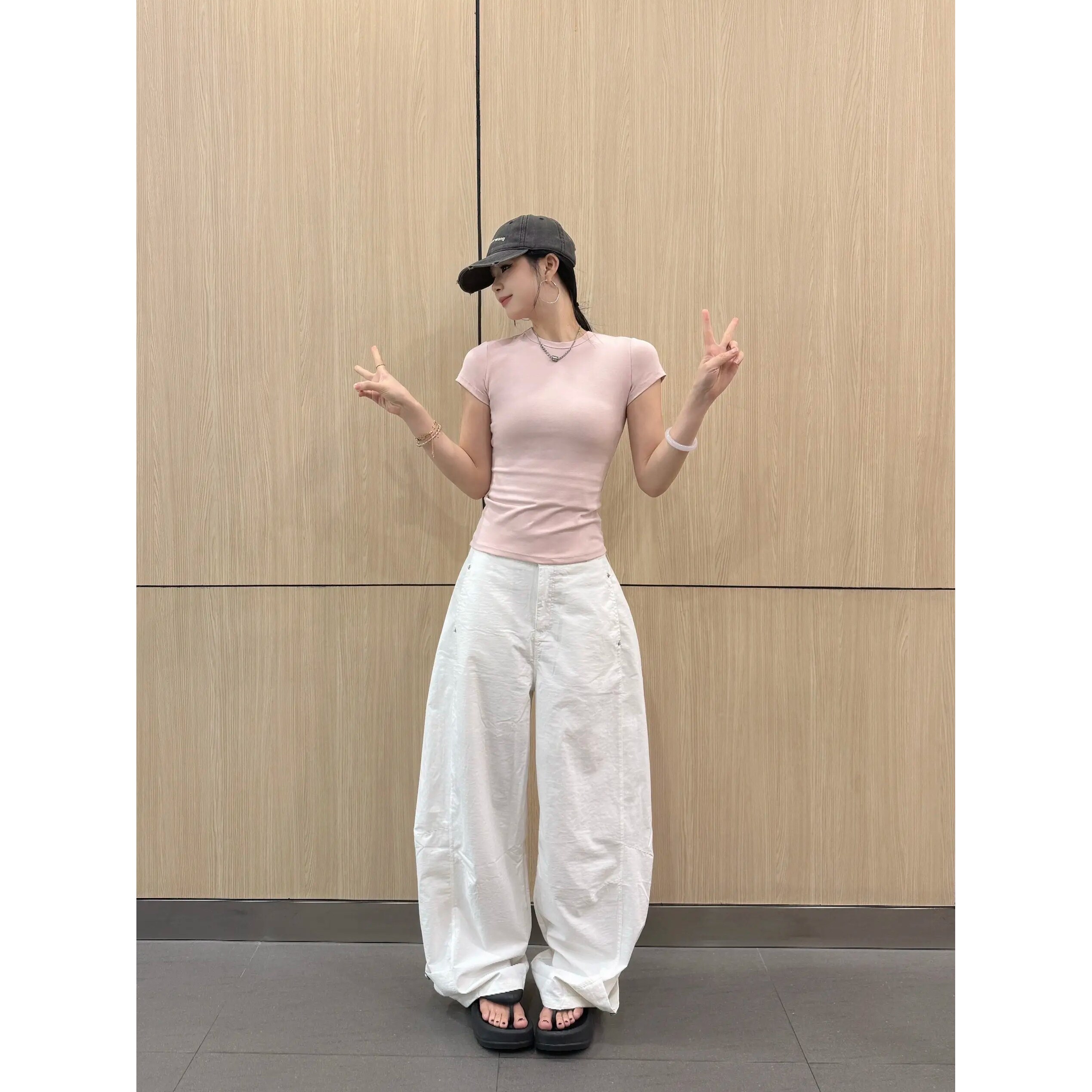 低饱和粉色T恤女夏季正肩版型打底衫显瘦藏肉内搭短袖辣妹风上衣