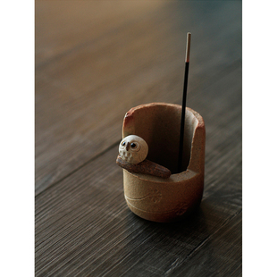 日本进口信乐烧手作可爱猫头鹰陶制香插香盘日式线香立家用熏香炉