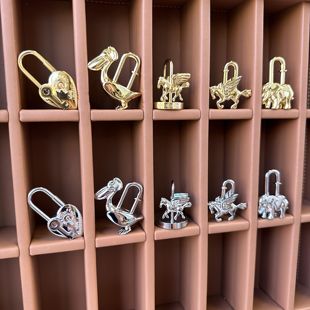 适用于爱马仕包包锁头挂件锁小象鹈鹕飞马旋转木马年份动物锁