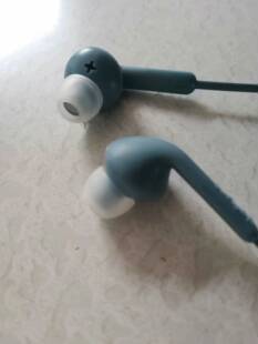 来自瑞典 defunc原装耳机 侧入耳式线控耳塞K歌直播手机电脑通用