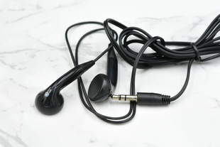 三频均衡 美国RCA音乐平头耳机 通透声音 疯狂价格 亏本清仓