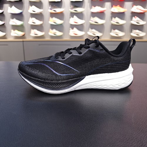 李宁减震回弹竞速跑步鞋