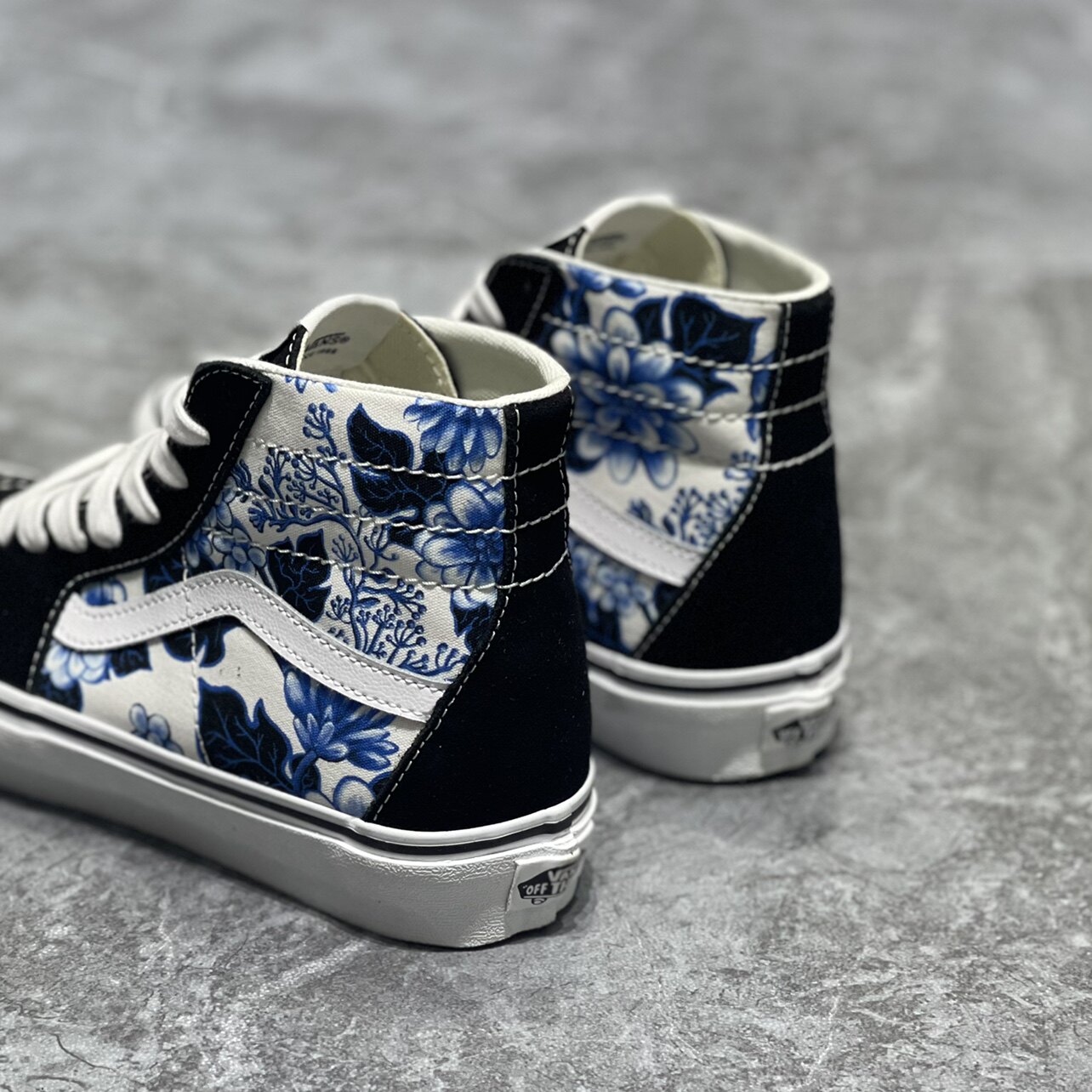 vans范斯蓝色sk8-hi青花瓷男女高帮休闲帆布滑板鞋子vn0a4u16y6z