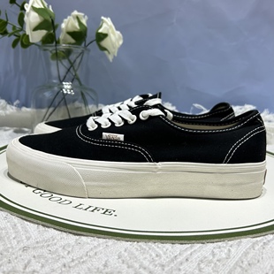 Vans Authentic Vr3经典简约黑白男女同款帆布板鞋子VN0005UD1KP