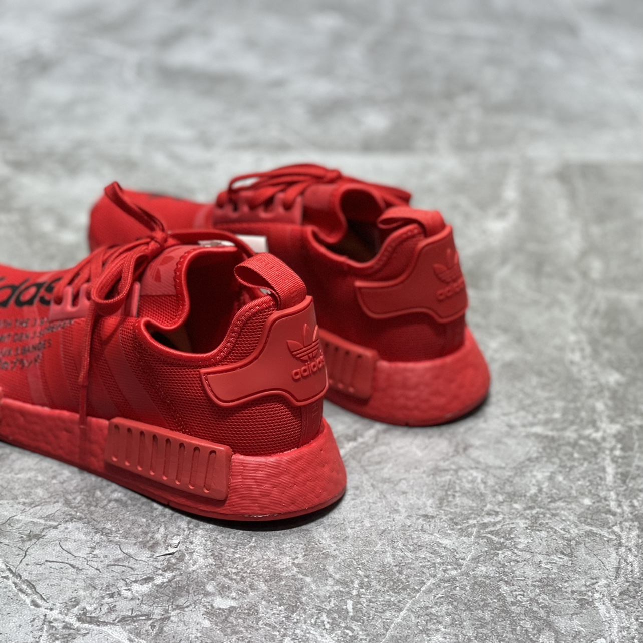 adidas阿迪达斯NMD Atmos联名中国红boost字母印花男跑步鞋FX4358