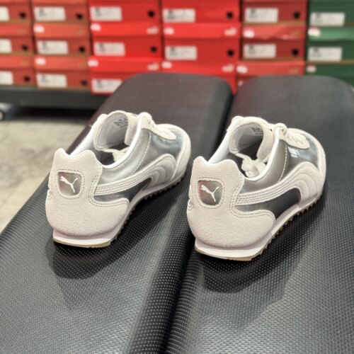 休闲薄底公路T头运动经典鞋四季