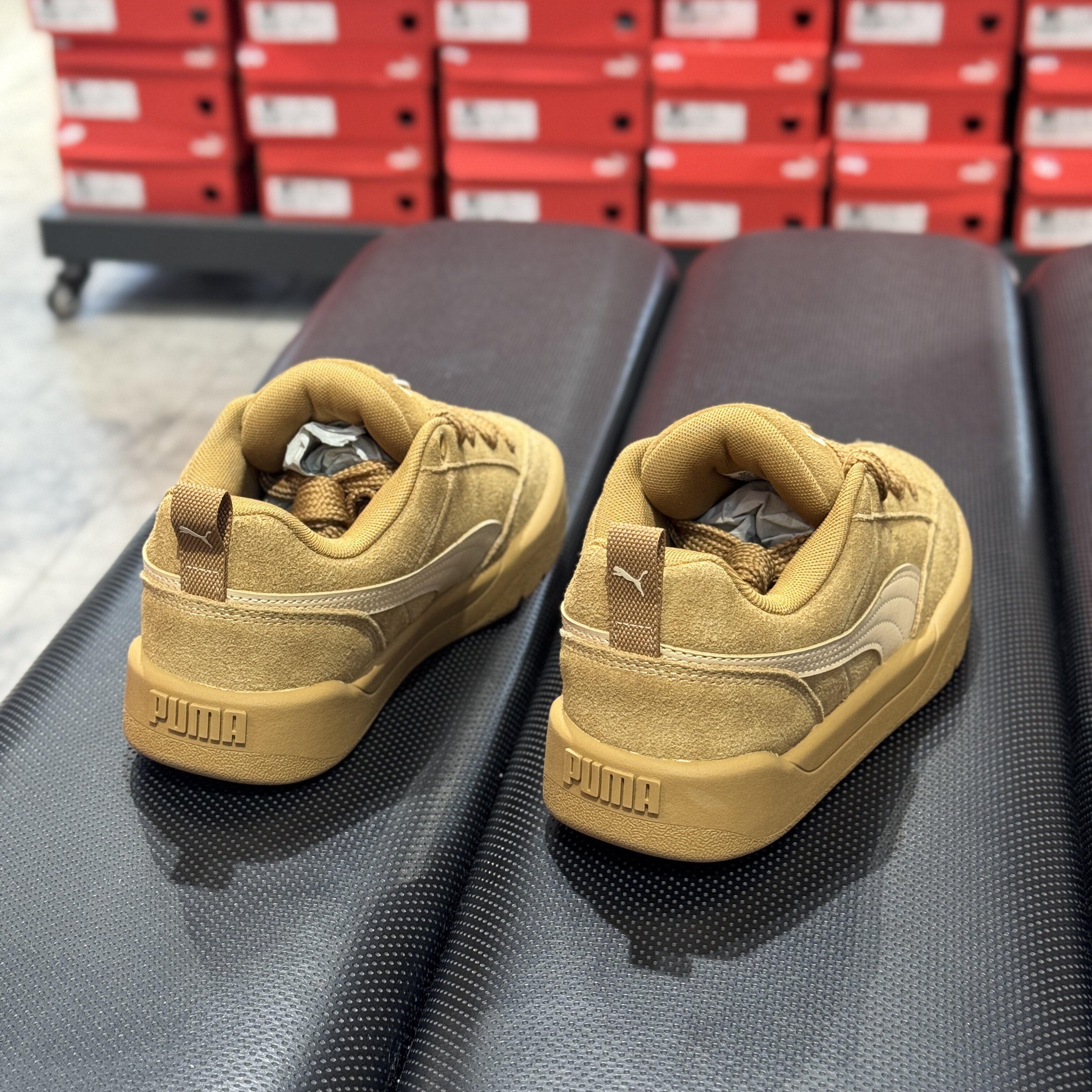 PUMA彪马情侣复古宽带面包鞋
