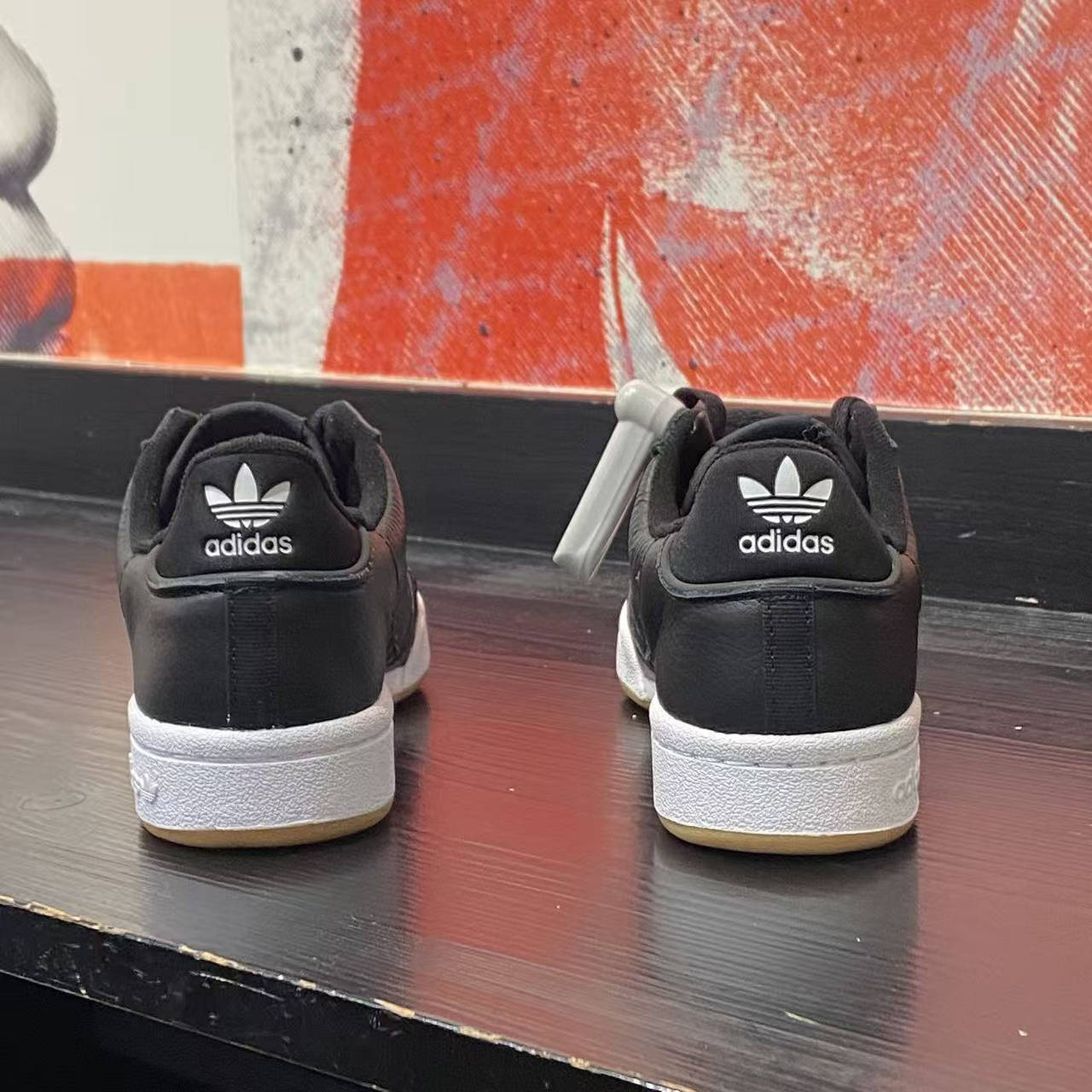 Adidas/阿迪达斯男鞋女鞋正品新款舒适休闲运动低帮板鞋JQ9063