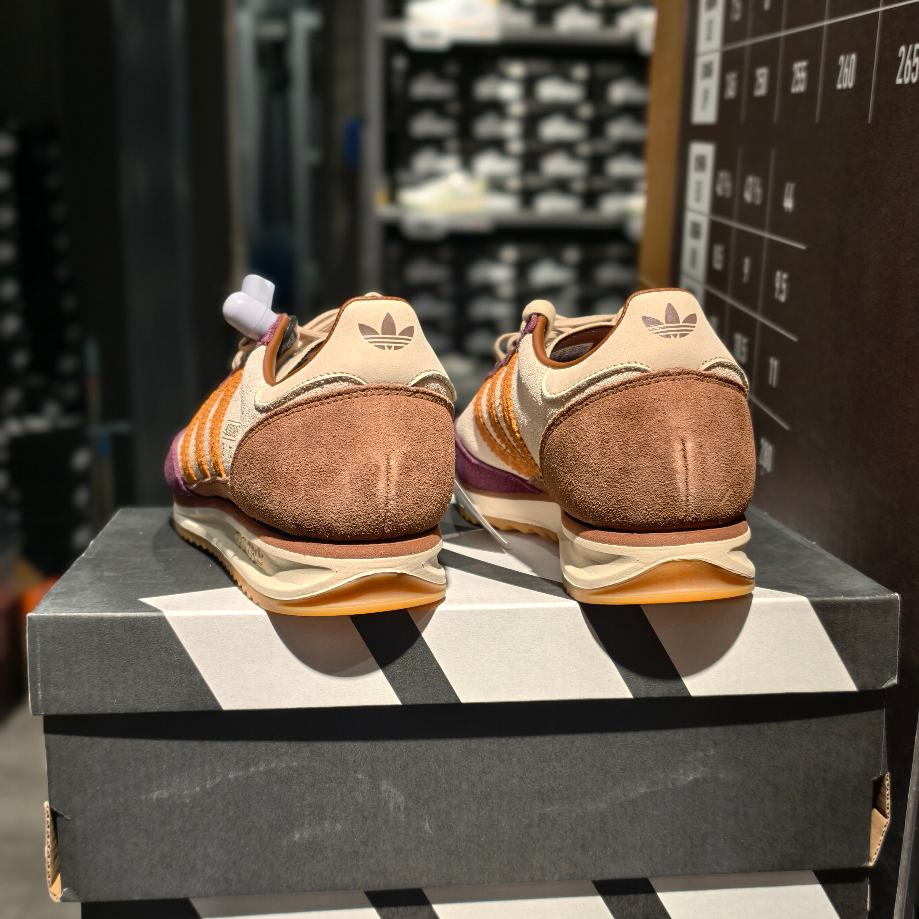 【坏蛋】adidas/阿迪达斯男女情侣阿甘低帮厚底休闲运动鞋JR6999