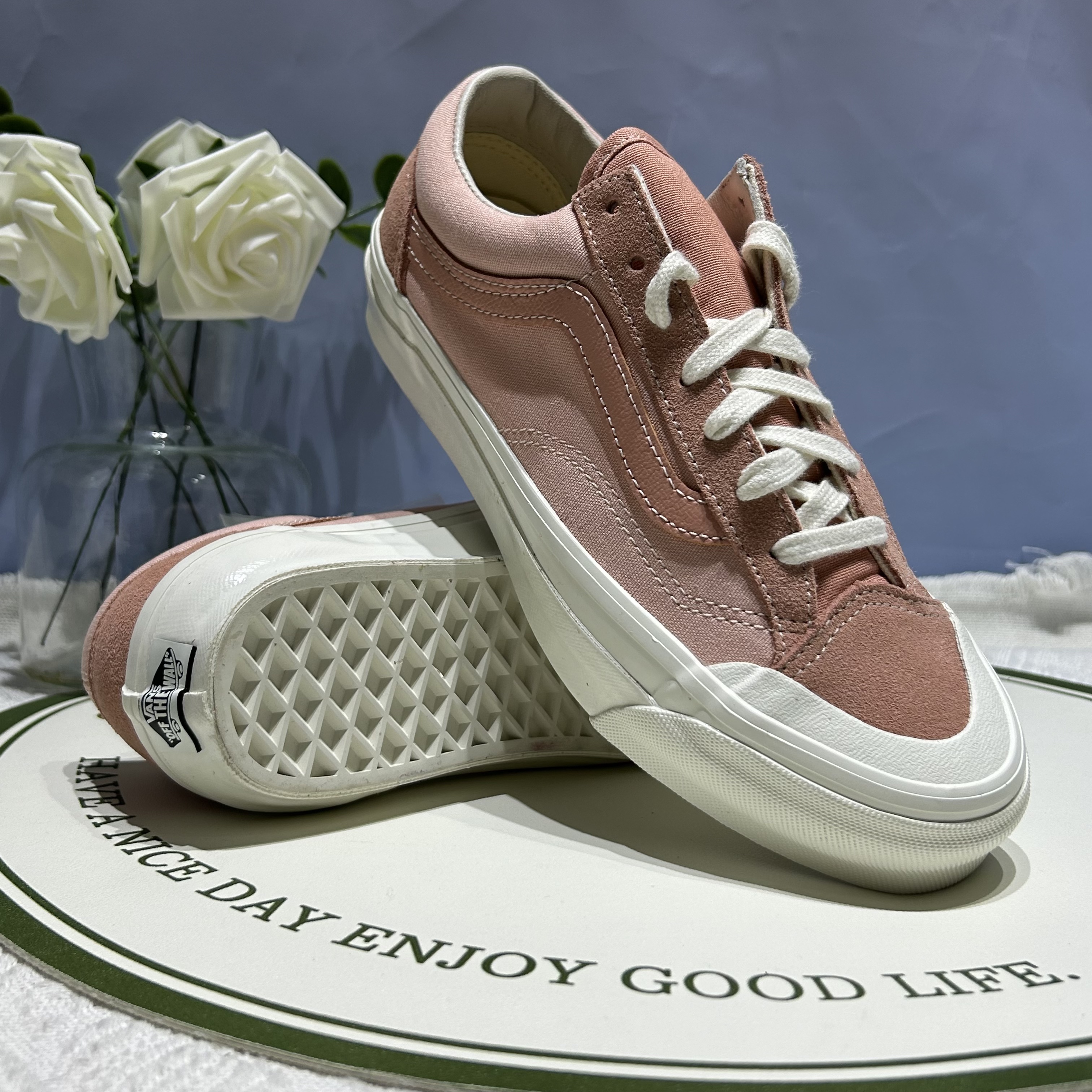 Vans Style 136新款可爱粉休闲百搭低帮板鞋男女同款VN000MT6BO9