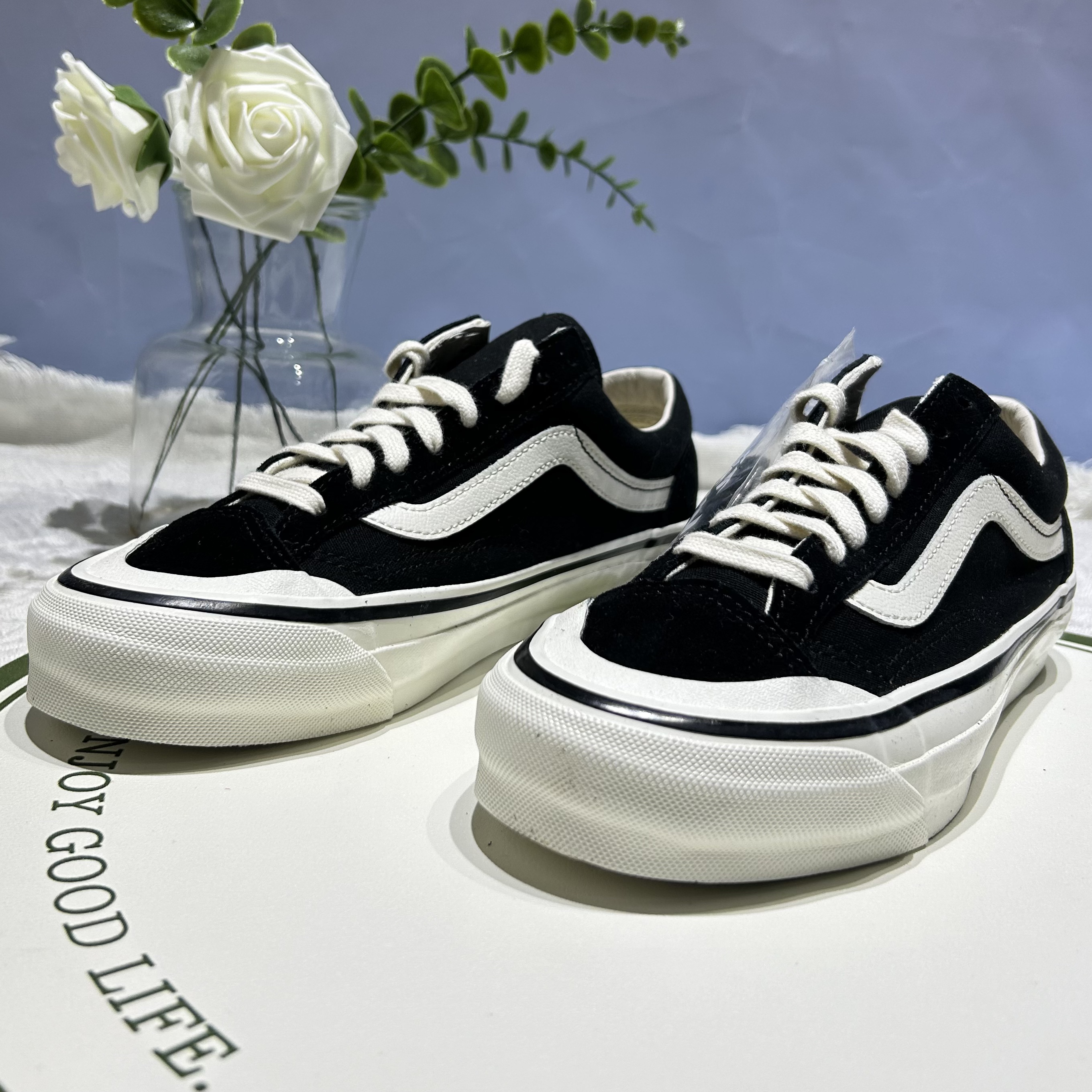 Vans Style 36潮流复古圆头系带情侣百搭款帆布板鞋VN000MT6BPO