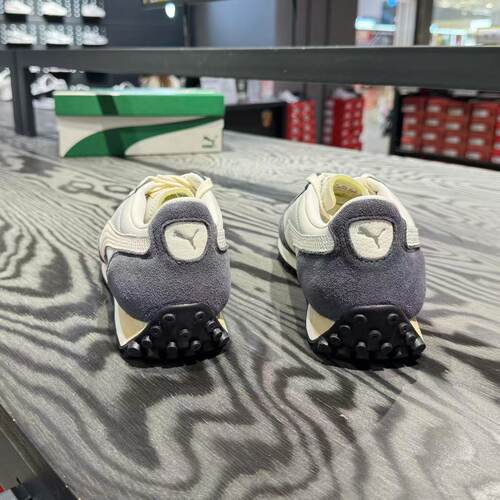 PUMA彪马新款复古跑鞋