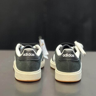 ADIDAS/阿迪达斯2026新款女款翻毛皮运动低帮休闲板鞋 JP6335