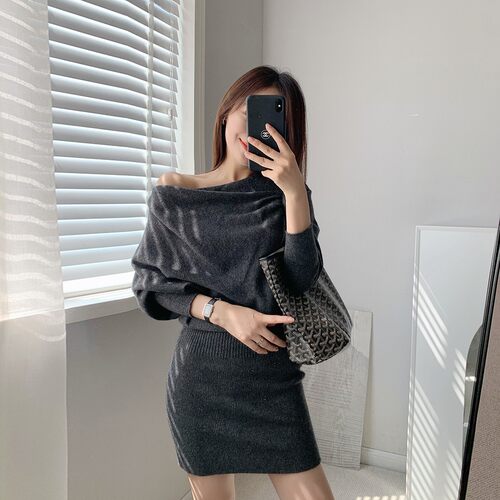 定制私服包臀连衣裙全羊毛荡领