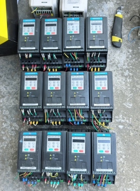汇川变频器MD200S0.75B 0.75KW 220V 原装拆机 功能包好