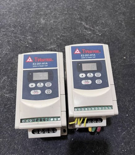 台安E2变频器E2-201-H1A 220V 0.75KW二手拆机件，功能包好