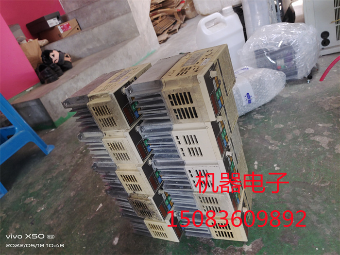 欧姆龙 3G3MV-A2007 二手欧姆龙 0.75KW 220V 变频器 已测试