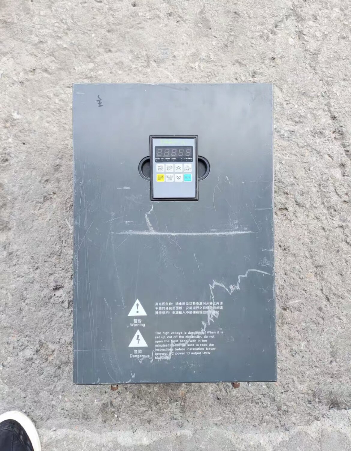 佳乐变频器22kw/30kw JR6000-022G/030P 二手机，成色实拍 包好