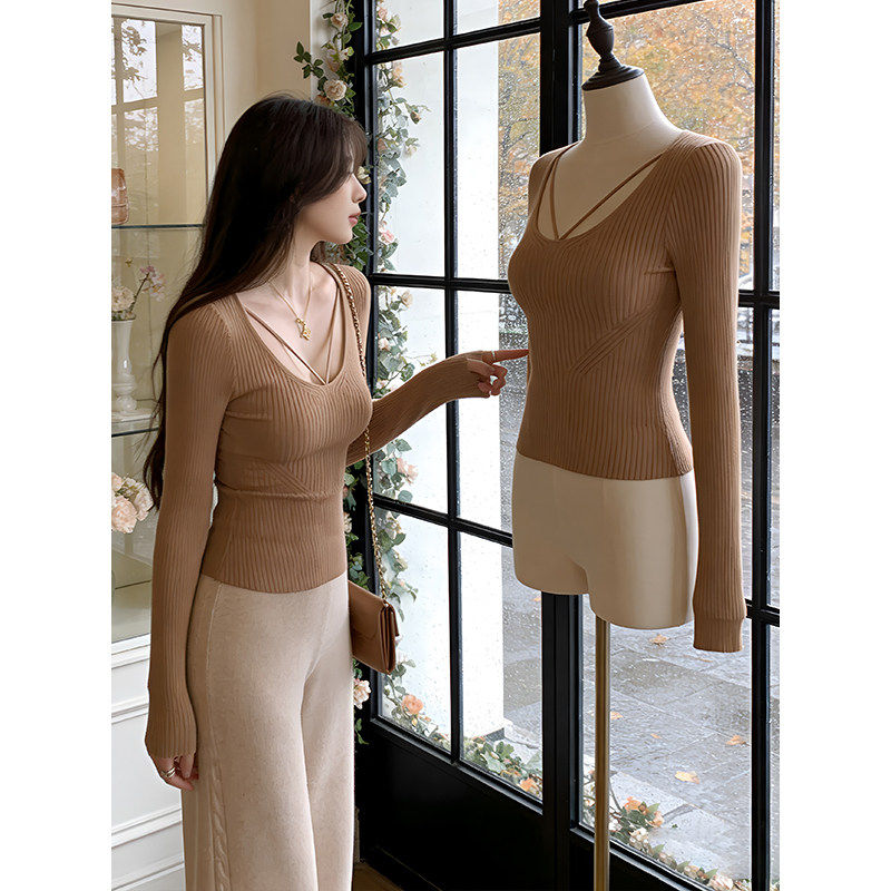 韩系驼色U领长袖针织衫女纯欲性感修身显瘦内搭打底衫套头上衣,女装/女士精品,大码内搭,淘宝优惠券,粉丝福利购,淘宝优惠卷