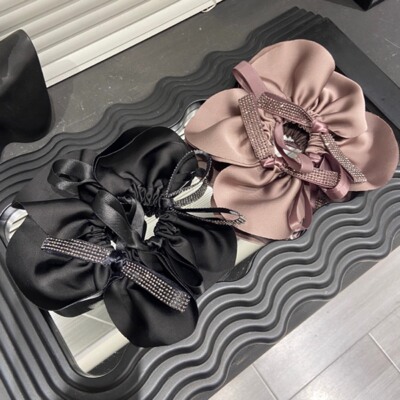 E5217 花瓣蝴蝶结水钻缎面发圈女高级感韩国进口头饰发绳皮筋女