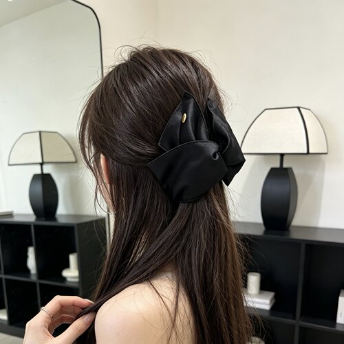 E4604缎面贝壳三角夹13cm2025新发夹后脑勺盘发鲨鱼夹半扎女头饰