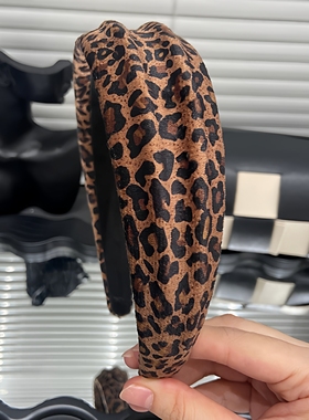 E4982 韩国复古豹纹发箍女时尚宽版防滑秋冬百搭高颅顶压发头箍女