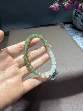 和田玉冰冰润润湖水绿渐变手链手串7×9mm油性好526号