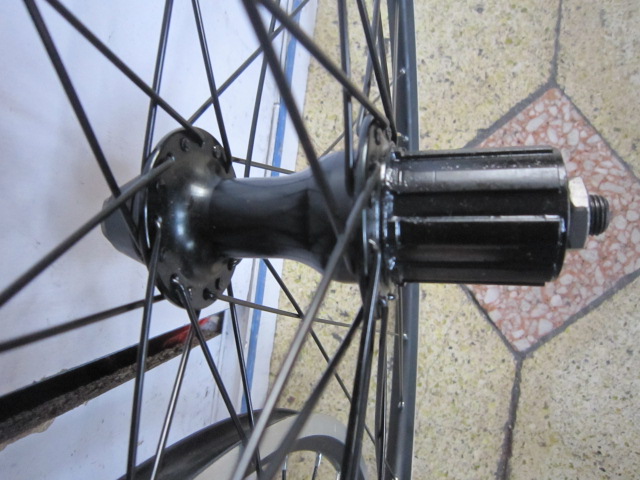Roues de vélo cyclisme sur route - Ref 2361310 Image 1