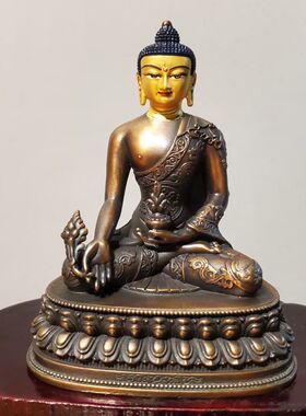 尼泊尔工艺藏传纯铜药师佛释迦牟尼佛做旧画脸摆件做工精美殊胜