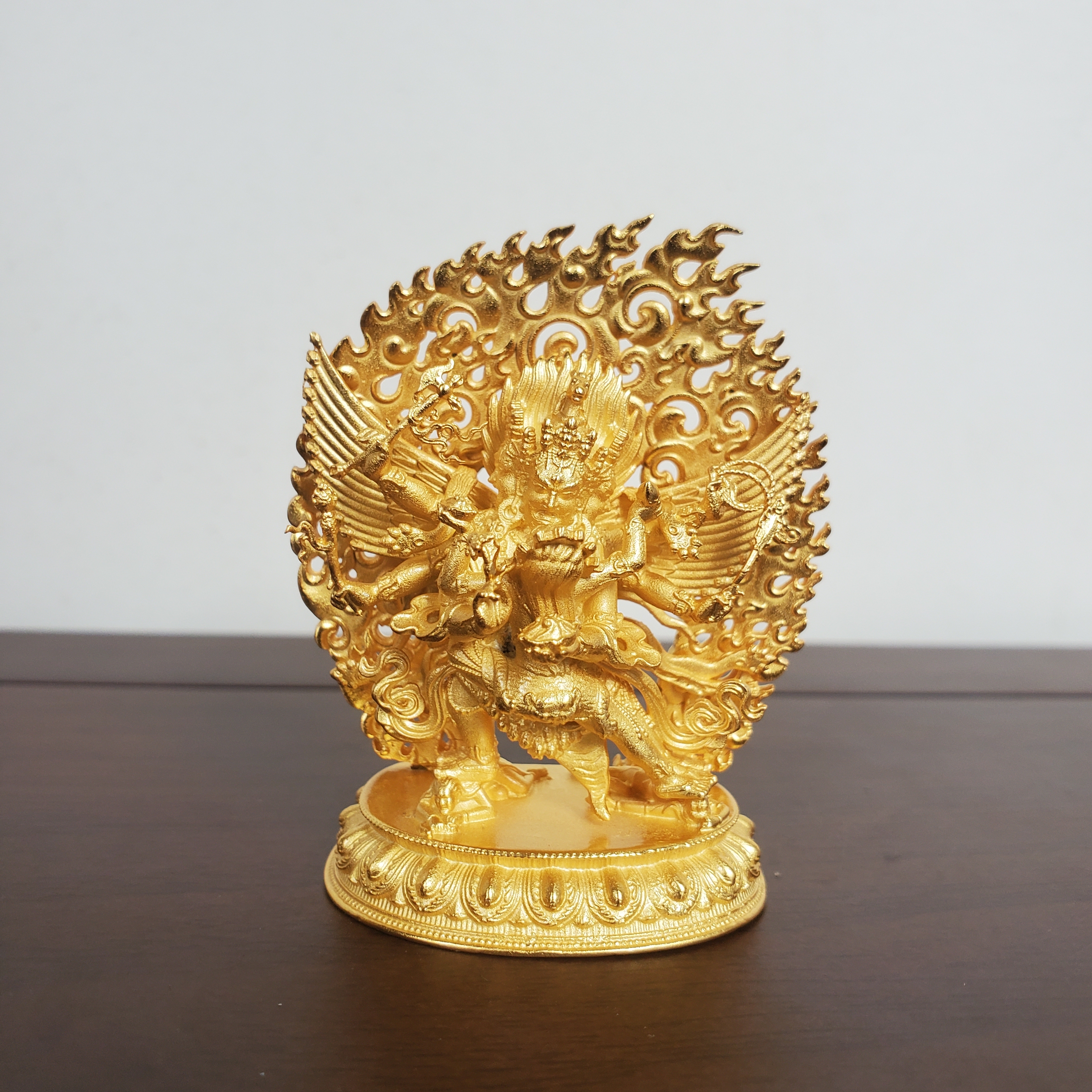 尼泊尔工艺藏传纯铜镀金马头明王大威德金刚护法佛像家居供奉摆件